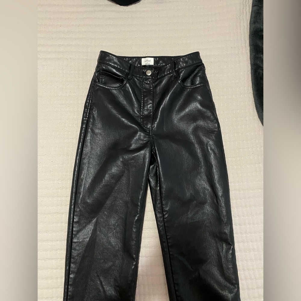 Aritzia Winifred womens the Melina pant *VEGAN LEATHER*